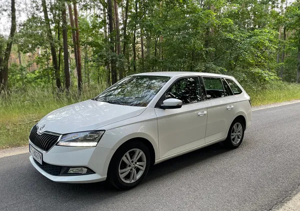 skoda oborniki Skoda Fabia cena 34900 przebieg: 192000, rok produkcji 2018 z Oborniki